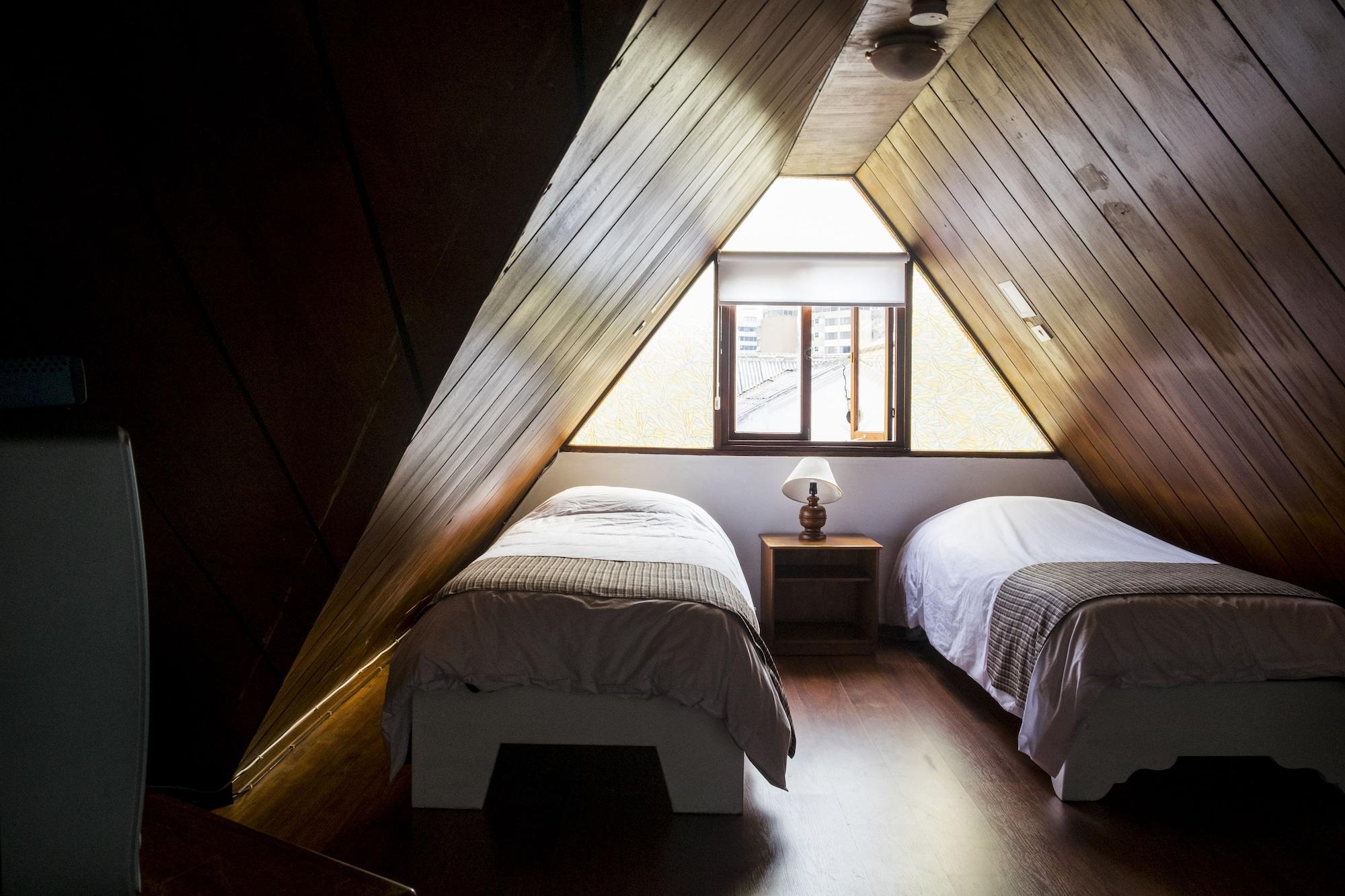 Hostal Posada Del Maple Quito Buitenkant foto