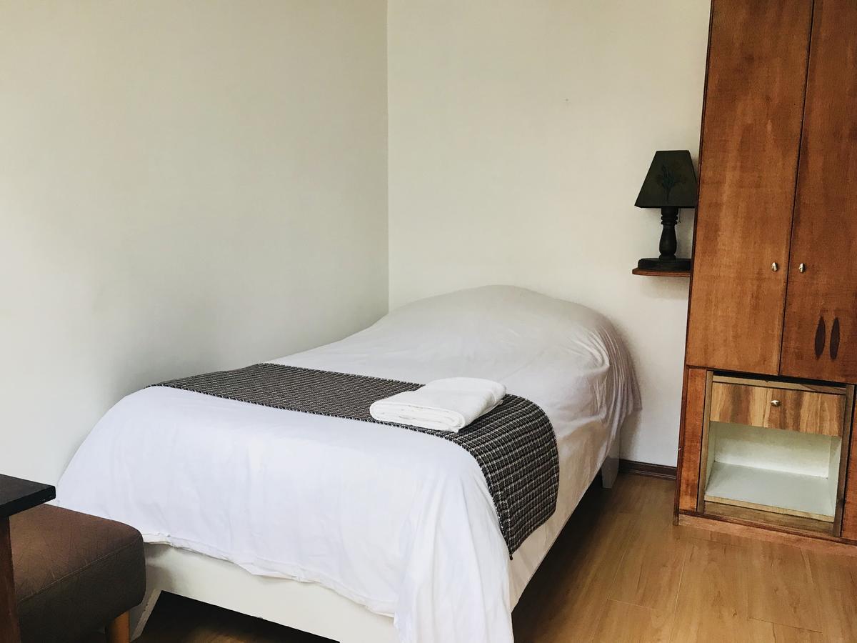 Hostal Posada Del Maple Quito Buitenkant foto