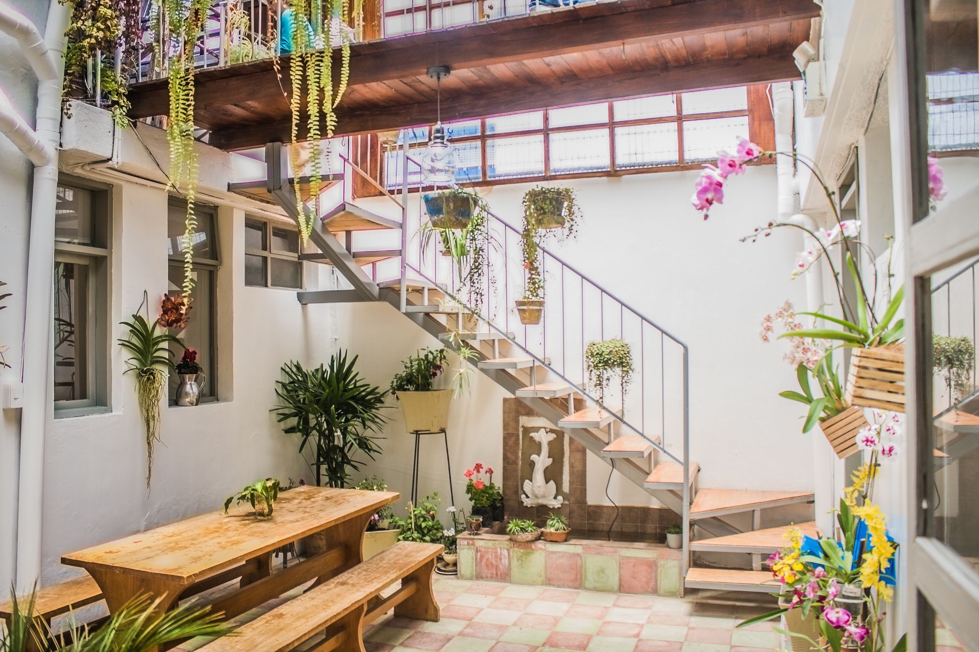 Hostal Posada Del Maple Quito Buitenkant foto